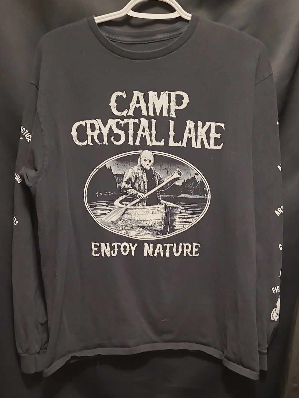 Friday The 13th LONG SLEEVE TEE Mens Size LARGE  Camp Crystal Lake Enjoy Nature